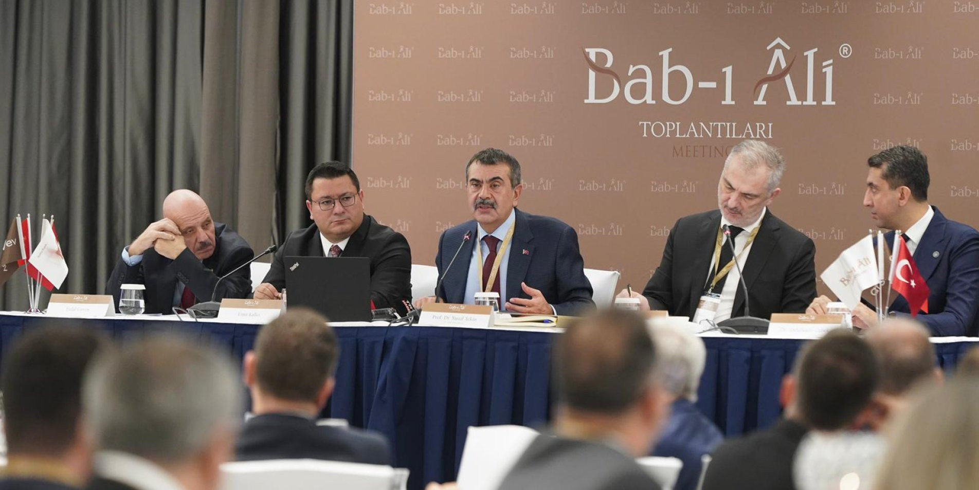 acik uclu soru degerlendirmesine yapay zeka destegi C9k6YqiY.jpg