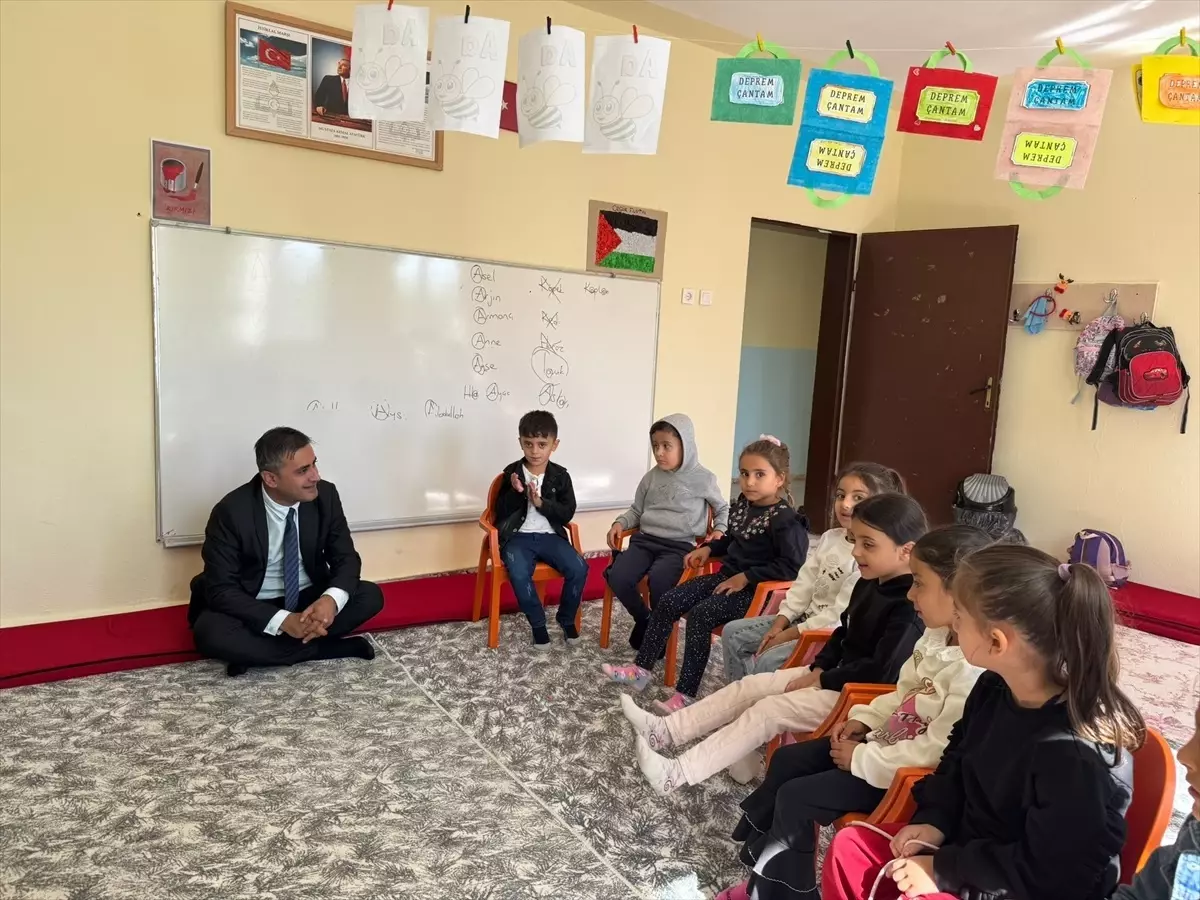 cukurca ilce milli egitim muduru koy okullarini ziyaret etti kzEgE1jk.jpg