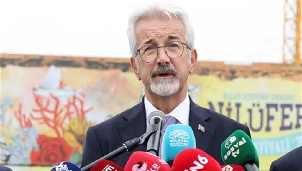 gozaltindaki eski nilufer belediye baskani turgay erdem adliyeye sevk edildi yb9xhHAt.jpg