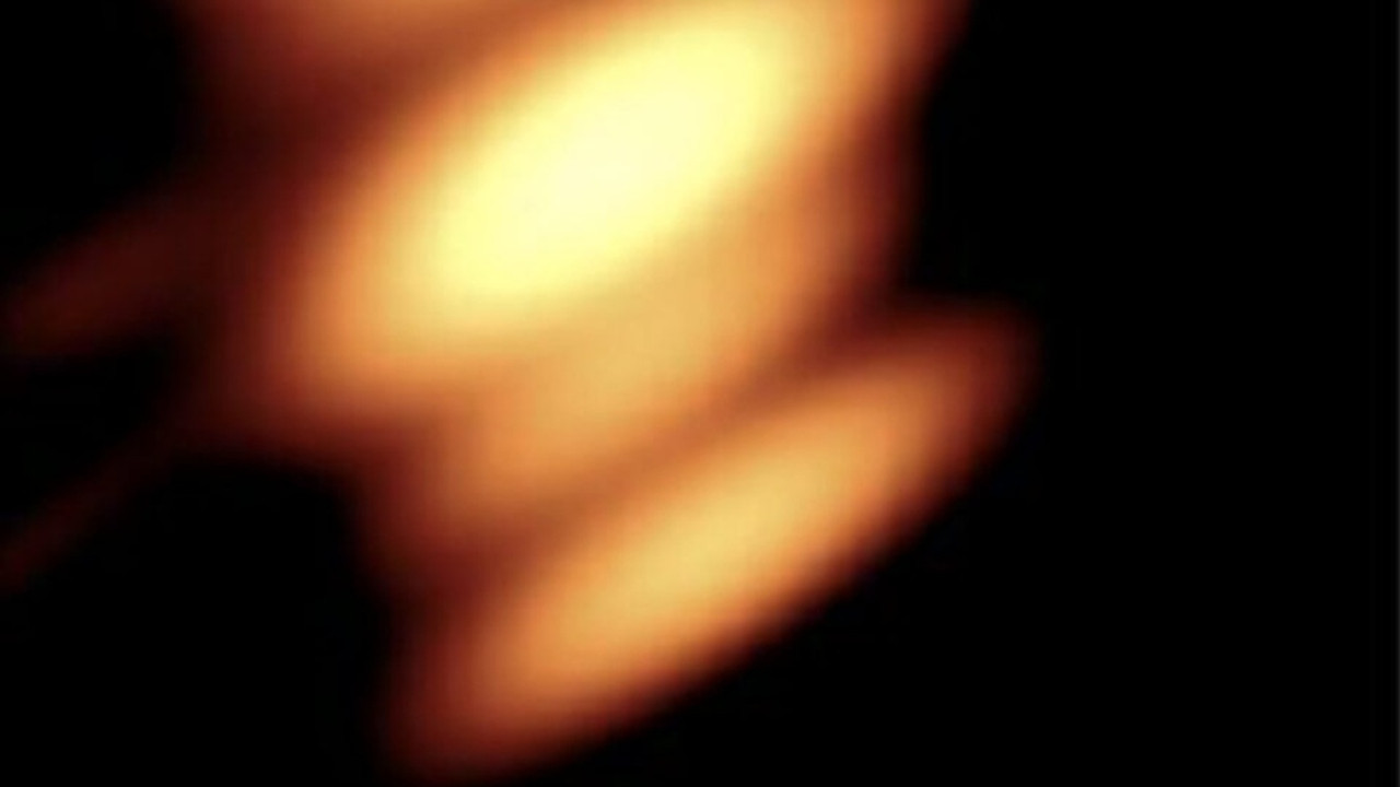 iki kara delik olumcul bir yorunge dansinda ANS4cuZA.jpg