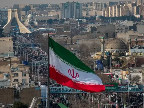 Altın Piyasasında Dalgalanma: Ünlü Analist “Büyük Şok Geliyor” Dedi