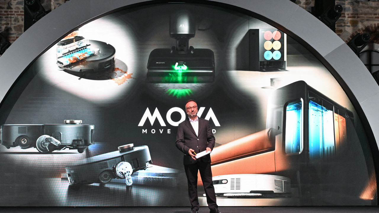 İstanbul’da Teknoloji Zirvesi: Paspas Değiştiren Robot Süpürgeler ve Yenilikler